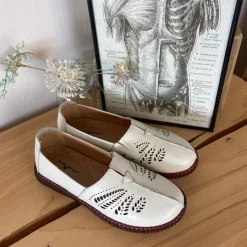 Sygeplejebutikken Sommersko Dame|Gængesål*Beige ballerina i skind