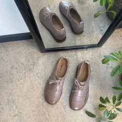 Sygeplejebutikken Sko På Tilbud*Beige skind snøresko med god stødabsorbering