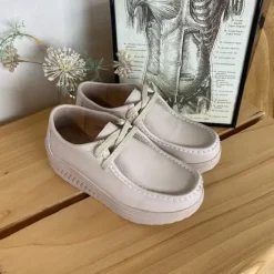 Sygeplejebutikken Leddegigt|Hælsporer*Beige skindsko med gængesål og svangstøtte