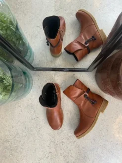 Rieker Vinterstøvler Damer|Overgangssko*Brun vinterstøvle med foer og lynlås