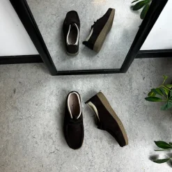 Sygeplejebutikken Sko På Tilbud*Brun ruskindssko med rågummisål