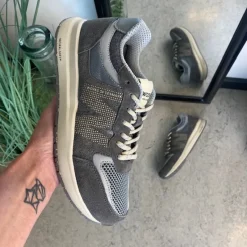 Woden Sommersko Dame|Overgangssko*Grå letvægtssko i åndbart materiale fra .