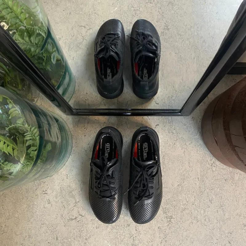 Green Comfort Stødabsorberende Sko|Sko Til Brede Fødder*sko i sort med bred pasform og lynlås