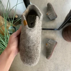 Green Comfort Leddegigt|Artrose - Slidgigt*uld hjemmesko med Støt Brysterne logo