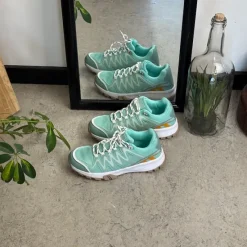 Sygeplejebutikken Sko På Tilbud*Grøn sko med åndbar overdel og flotte detaljer