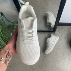 Sygeplejebutikken Knyster - Hallux Valgus|Sommersko Dame*Hvid letvægtssko med god stødabsorbering