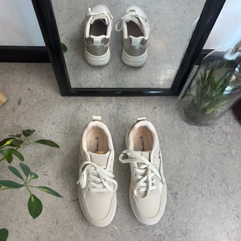 Sygeplejebutikken Sko På Tilbud*Hvid sommersko med sølv effekter