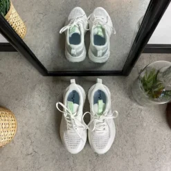 Sygeplejebutikken Knyster - Hallux Valgus|Hælsporer*Hvide letvægtssko med Nonslip ydersål