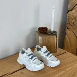 Sygeplejebutikken Sko På Tilbud*Hvide sportssko med ekstra hælstøddæmpning