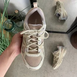 Merrell Vandresko Og Sandaler|Kondi Sko*Komfortabel og robust vandresko i beige