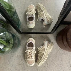 Merrell Vandresko Og Sandaler|Kondi Sko*Komfortabel og robust vandresko i beige