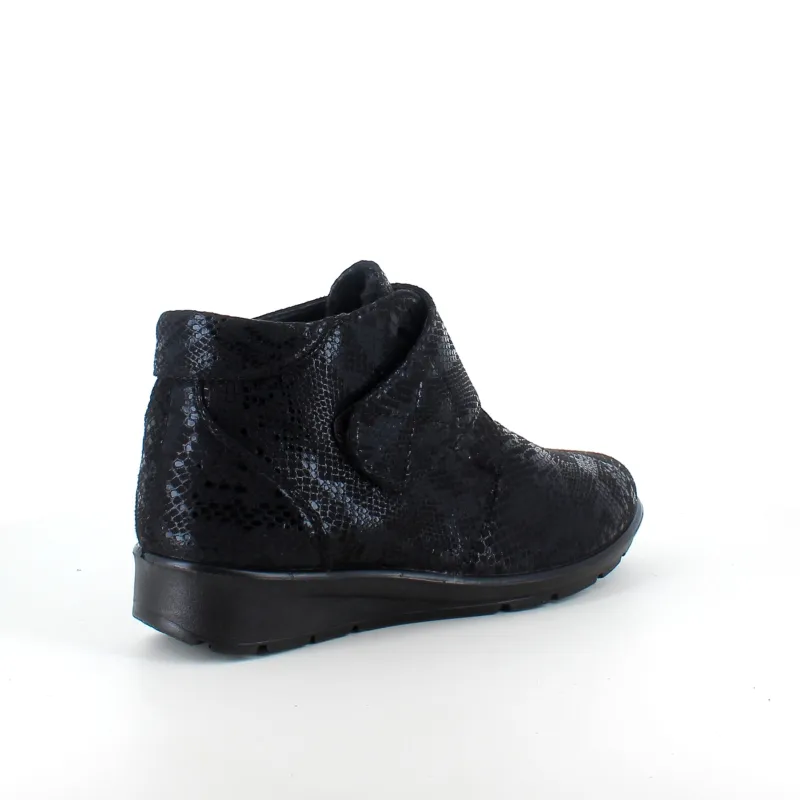 Sygeplejebutikken Kort Støvle Dame|Sorte Støvletter*Kort damestøvle med velcrolukning