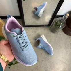 Sygeplejebutikken Sko På Tilbud*Lavendelblå, åndbar sko med let svangstøtte