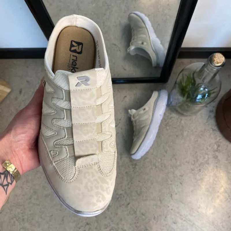 Rieker Sko På Tilbud*Letvægts slip-on sko fra