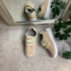 OrtoMed sko Sko På Tilbud*Lys fleksibel sko med skridhæmmende såler