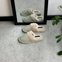 Sygeplejebutikken Hjemmesko|Sko På Tilbud*Lys grøn hjemmesko med synlig pelskant