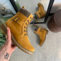 Sygeplejebutikken Vinterstøvler Damer|Overgangssko*Lysebrun damestøvle med snørebånd, lynlås og varmt for – dekorativ spænde og TPR-sål