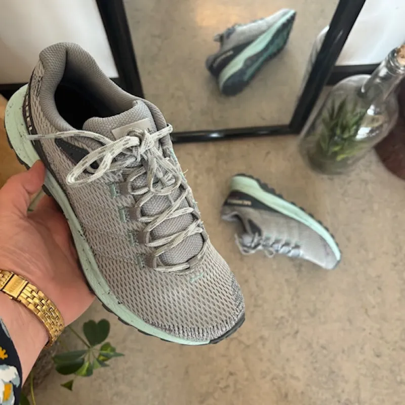 Merrell Sko På Tilbud*sko med strikket overdel og svangstøtte