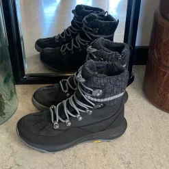 Merrell Kort Støvle Dame|Vinterstøvler Damer*termostøvler med isolering i sort