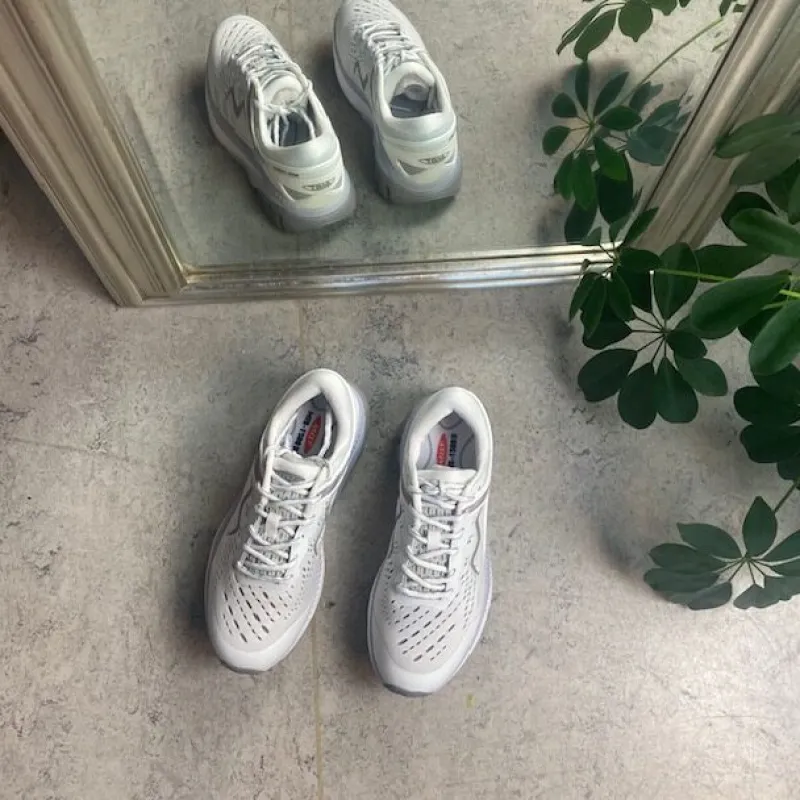 MBT Leddegigt|Hælsporer*MTR1500 løbe og gå sko i hvid fra