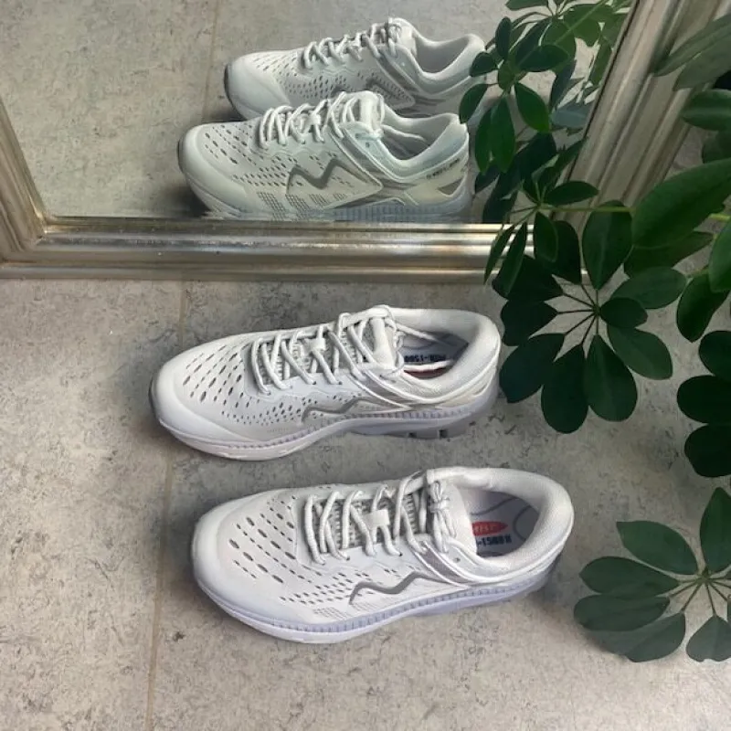 MBT Leddegigt|Hælsporer*MTR1500 løbe og gå sko i hvid fra