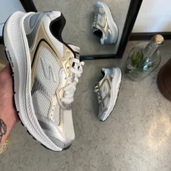 Skechers Knyster - Hallux Valgus|Platfodet*Åndbare GoRun sko