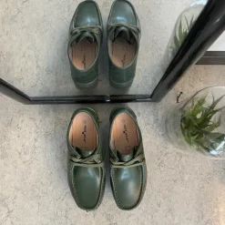 Sygeplejebutikken Leddegigt|Hælsporer*Olivengrønne skindsko med gængesål og svangstøtte