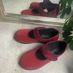 OrtoMed sko Benlængdeforskel|Knyster - Hallux Valgus*Rød ballerina med velcro og god plads