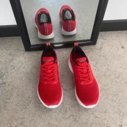 MBT Sko Til Brede Fødder Og Høj Vrist|Sko Med Ekstra Svangstøtte*Rød performace sko fra