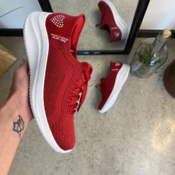 Skechers Benlængdeforskel|Leddegigt*Rød Slip-ins med glimmer detaljer.