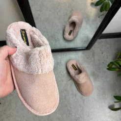 Sygeplejebutikken Hjemmesko|Sko På Tilbud*Rosa hjemmesko med synlig pelskant