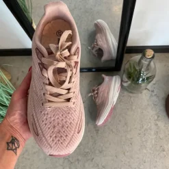 Sygeplejebutikken Sommersko Dame|Kondi Sko*Rosa sneakers med åndbar overdel