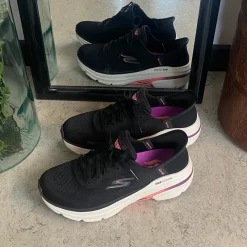 Skechers Benlængdeforskel|Knyster - Hallux Valgus*slip-ins med fremragende stødabsorbering