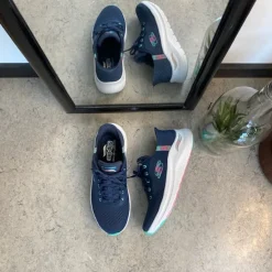 Skechers Benlængdeforskel|Knyster - Hallux Valgus*slip-ins sko med god svangstøtte