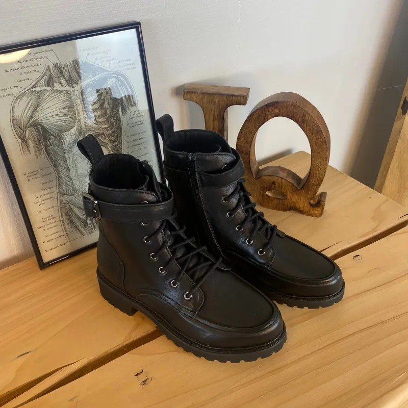 Green Comfort Vinterstøvler Damer*Sort snørestøvle med spænde