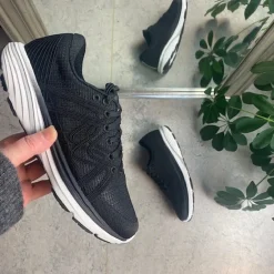 MBT Leddegigt|Hælsporer*Sort letvægts sko fra