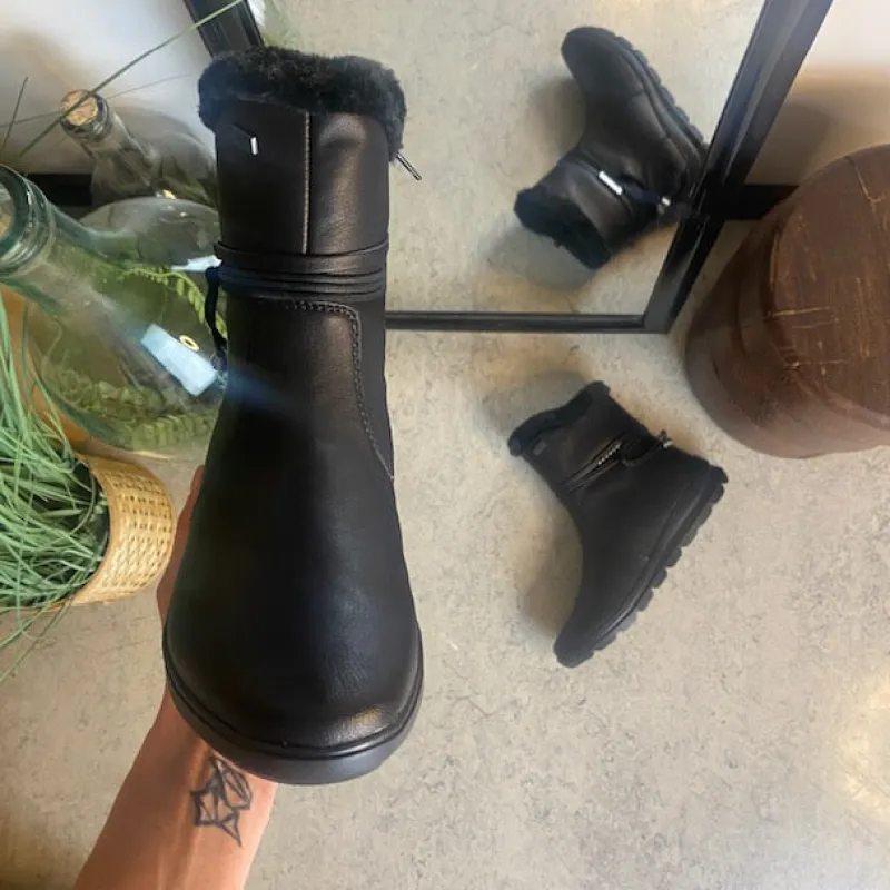 Rieker Kort Støvle Dame|Billige Vinter Støvler*Sort støvle med elegante detaljer