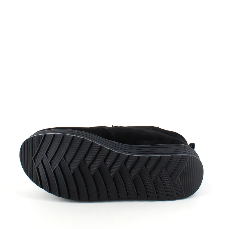 Sygeplejebutikken Sko På Tilbud*Sort ruskindssko med let foring og gængesål