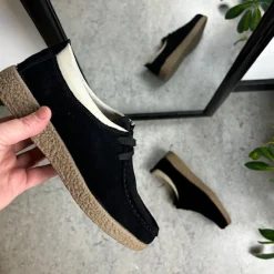 Sygeplejebutikken Sko På Tilbud*Sort ruskindssko med rågummisål