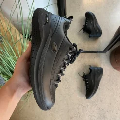 Skechers Leddegigt|Hælsporer*Sort med glat skind overflade