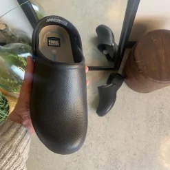 Sygeplejebutikken Esd Fodtøj|Clogs*Sort skridsikker clog træsko