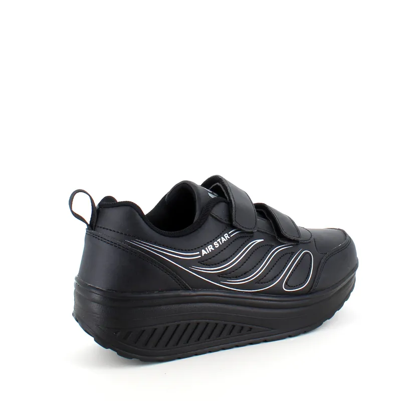 Sygeplejebutikken Leddegigt|Hælsporer*Sort sportssko med velcrolukning og gængesål.