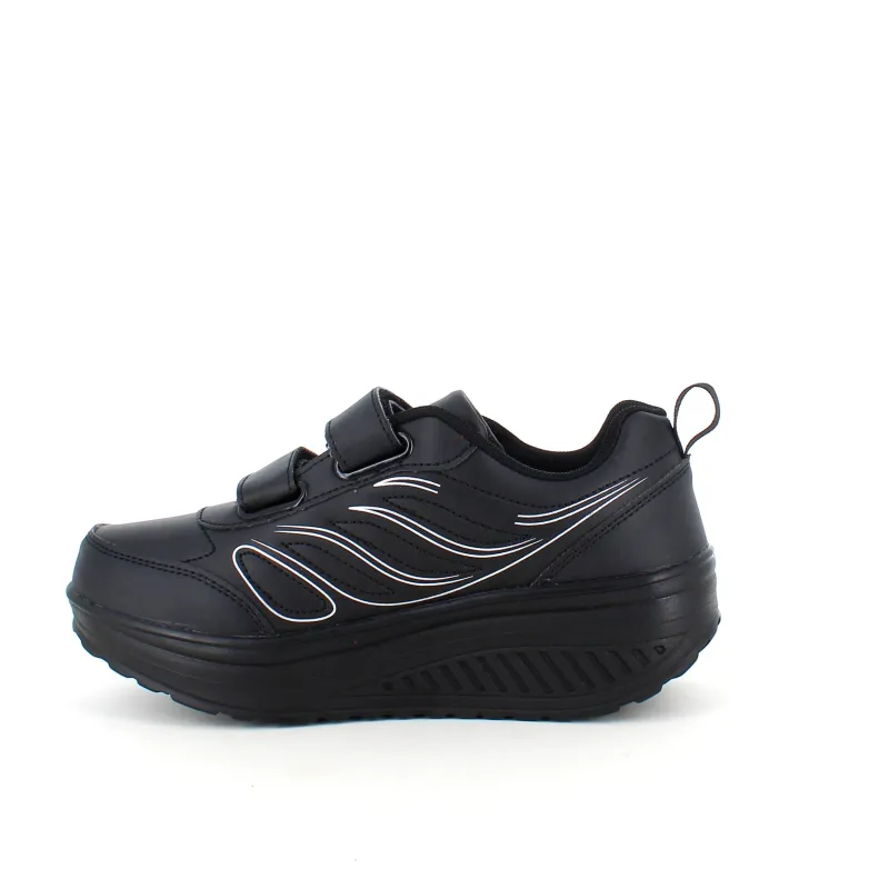 Sygeplejebutikken Leddegigt|Hælsporer*Sort sportssko med velcrolukning og gængesål.