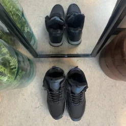 Sygeplejebutikken Herresko Og Sandaler|Herresko Og Sandaler*Sort vandafvisende herreankelstøvle med varmt for, robust TPR-sål og lynlås i siden