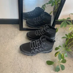 Sygeplejebutikken Kort Støvle Dame|Billige Vinter Støvler*Sort vandrestøvle med overdel i eftergiveligt softshell