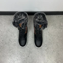 Mols Kort Støvle Dame|Vinterstøvler Damer*Sort vandtæt vinterstøvle fra