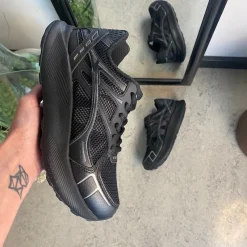 Woden Leddegigt|Hælsporer*Sort sko med god pasform