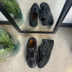 Woden Leddegigt|Hælsporer*Sort sko med god pasform