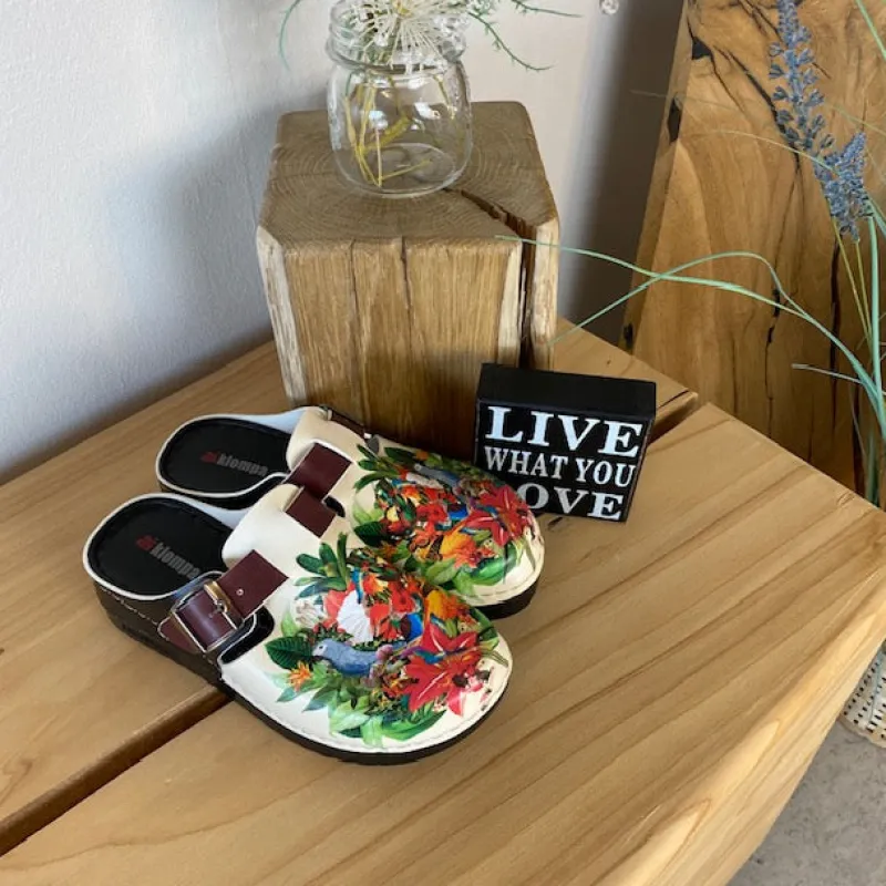 Sygeplejebutikken Clogs|Træsko Dame Modeller*Træsko med papegøjeprint