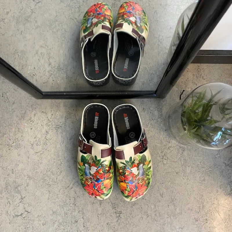 Sygeplejebutikken Clogs|Træsko Dame Modeller*Træsko med papegøjeprint